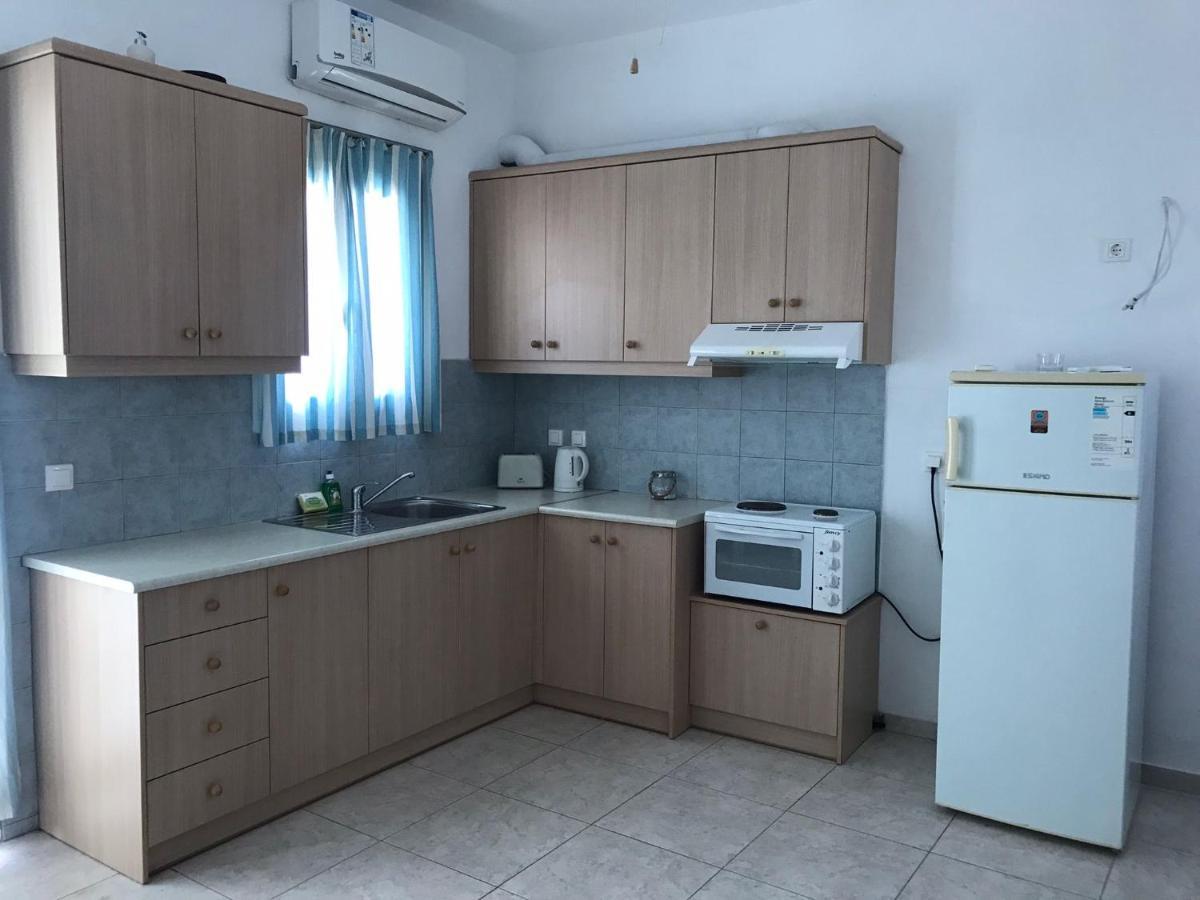 Retreat Apartments In Drosia - Apartment For 3 Makris Gialos  Dış mekan fotoğraf